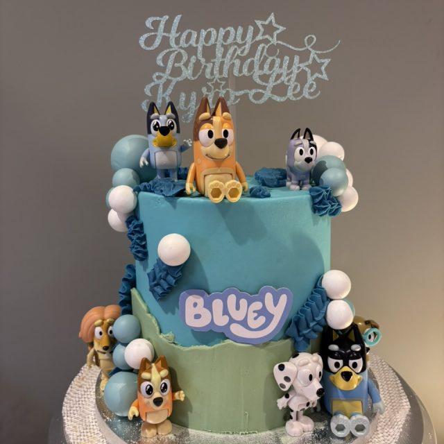 Cakes by Amelia