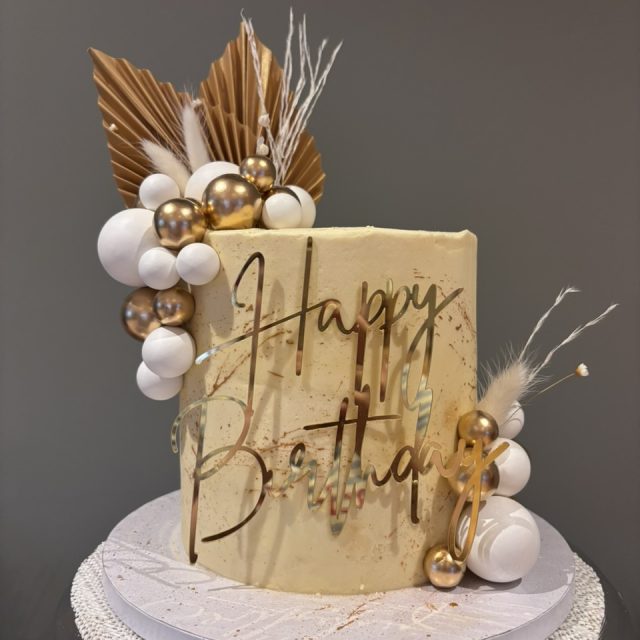 Cakes by Amelia
