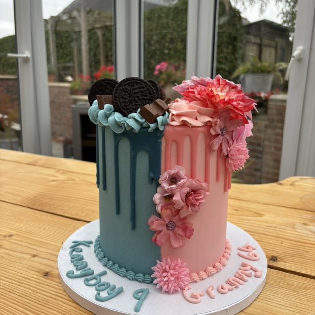 Cakes by Amelia